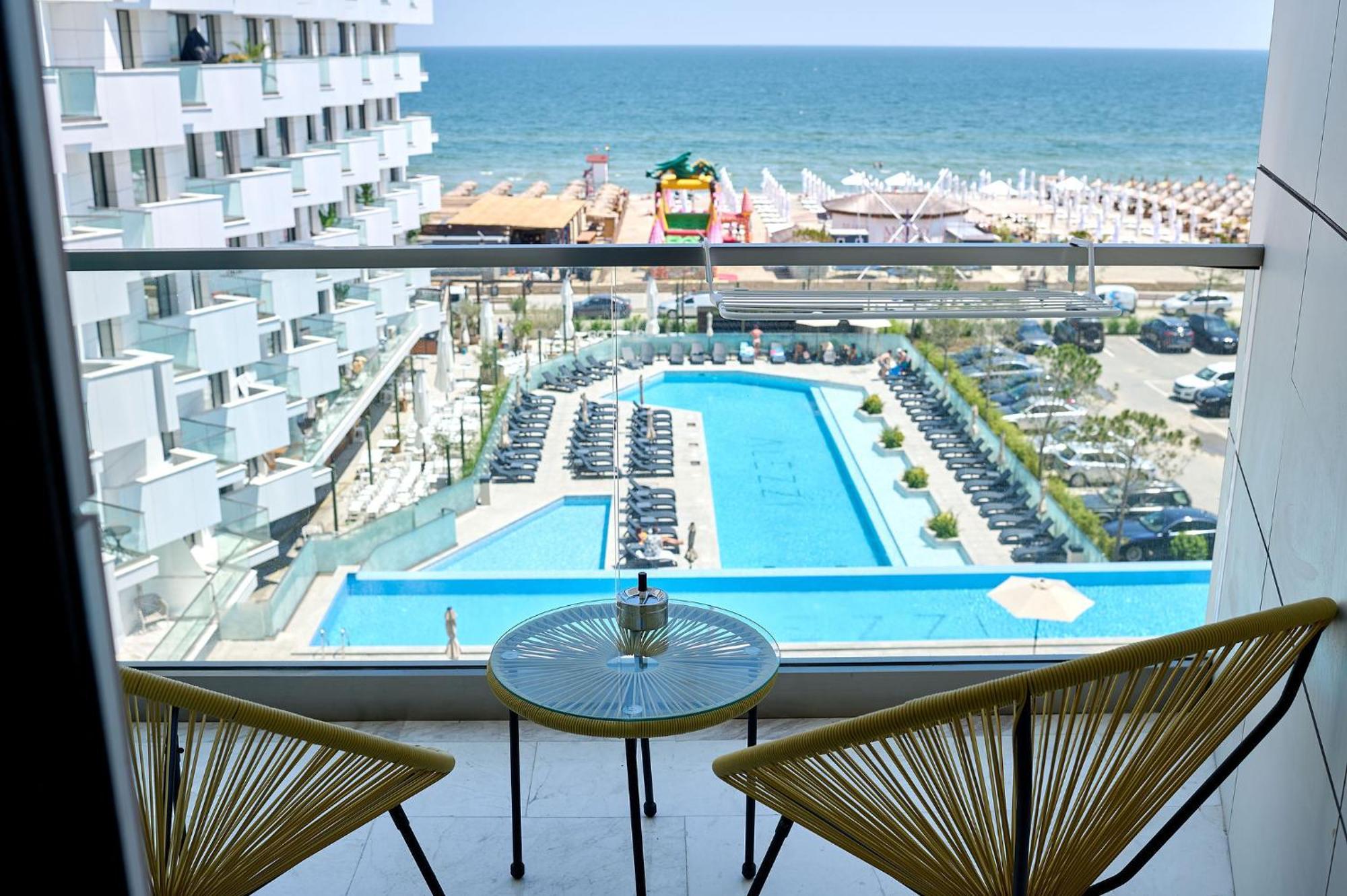 Sea-esta In Infinity Mamaia